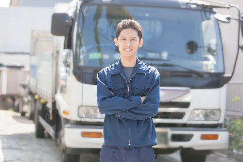 行方株式会社