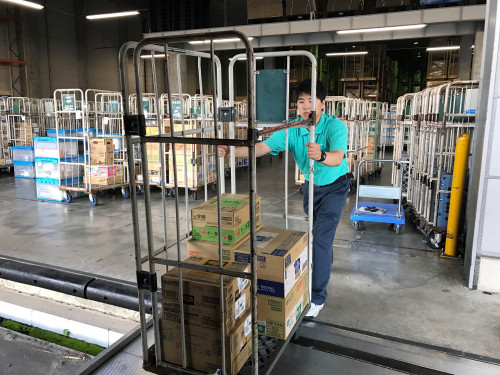 株式株式会社