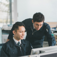 日産株式会社